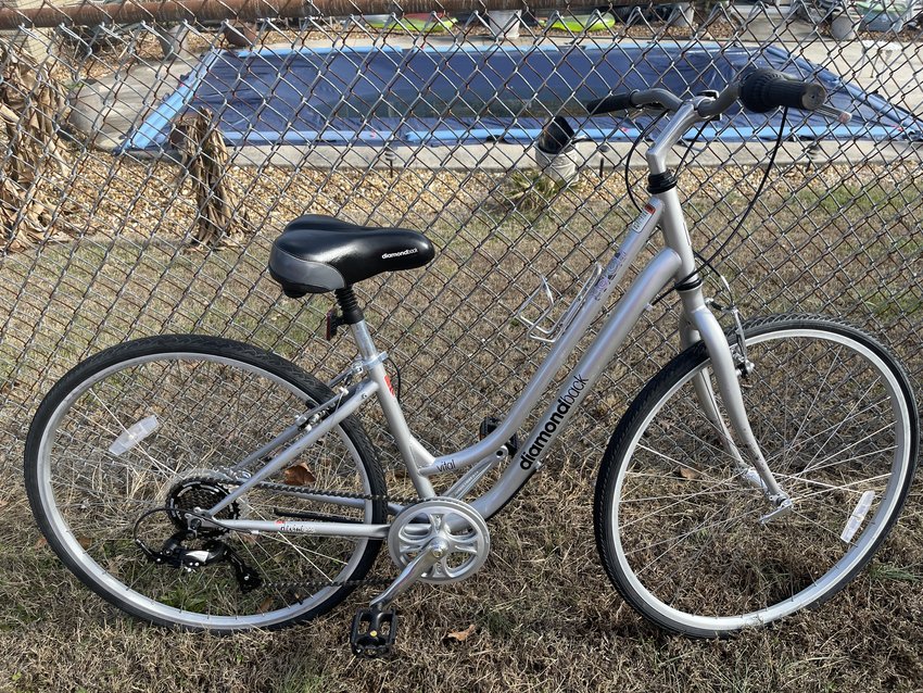 Womens 28” Diamondback Cruiser Bicycle for saleIn Dalton, GA