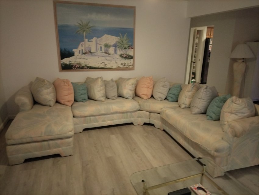 Sectional sofa free for saleIn Resaca, GA