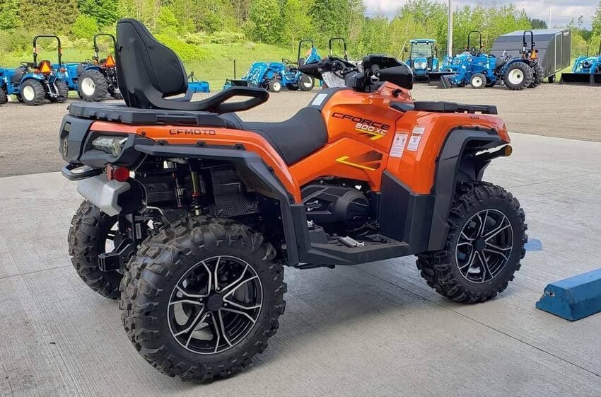 2025 CFMOTO CFORCE 800XC 800CC for sale�In Old Fort, TN