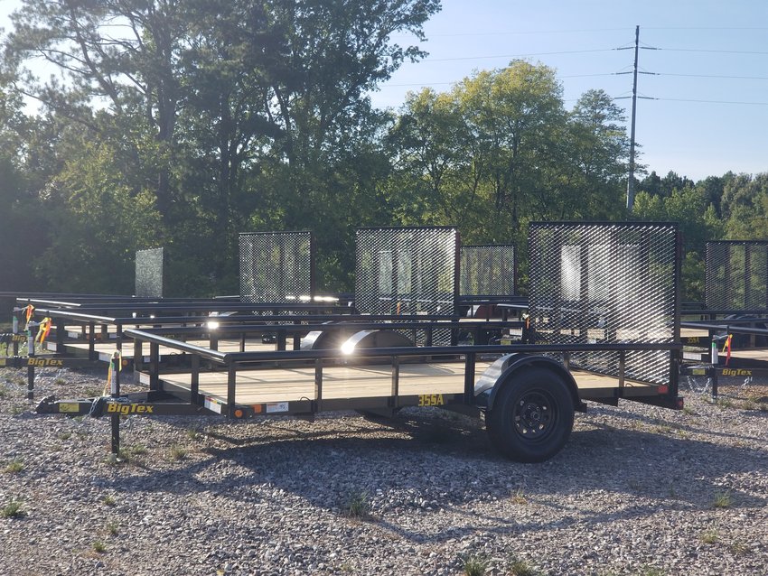 6ft 5 inch x 10ft Utility Trailer for saleIn Chatsworth, GA